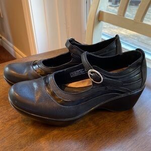 ARIAT BLACK MERCER LEATHER MARY JANE BUCKLE CLOG WOMEN’S SIZE 6.5 SHOES